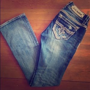 27 rock revival jeans